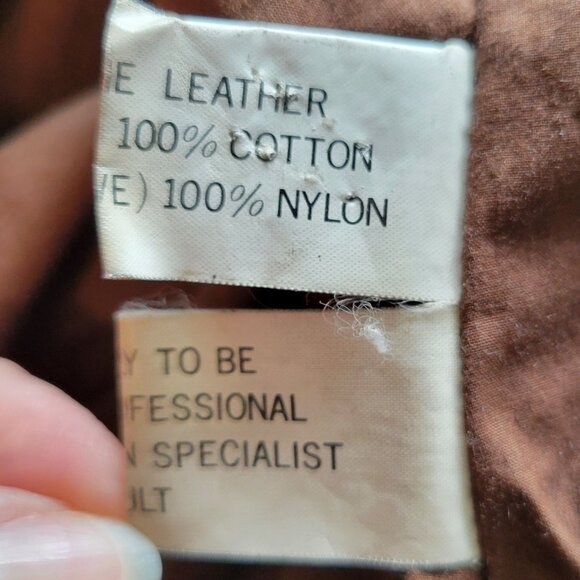 Vintage Charley's Leather Jacket Short Snap Closure Slit Side Pockets Size Small - Picture 10 of 12